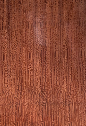 Metalic Fig Eucalyptus 2440x1220 mm Silicon Natural Veneer - 3.7 mm | Image 01